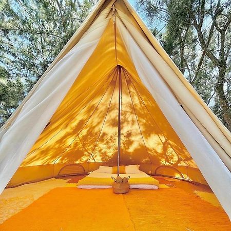 Glamping On Organic Yoga Farm With Natural Swimming Pool Near Beach มอนคาราปาโช ภายนอก รูปภาพ